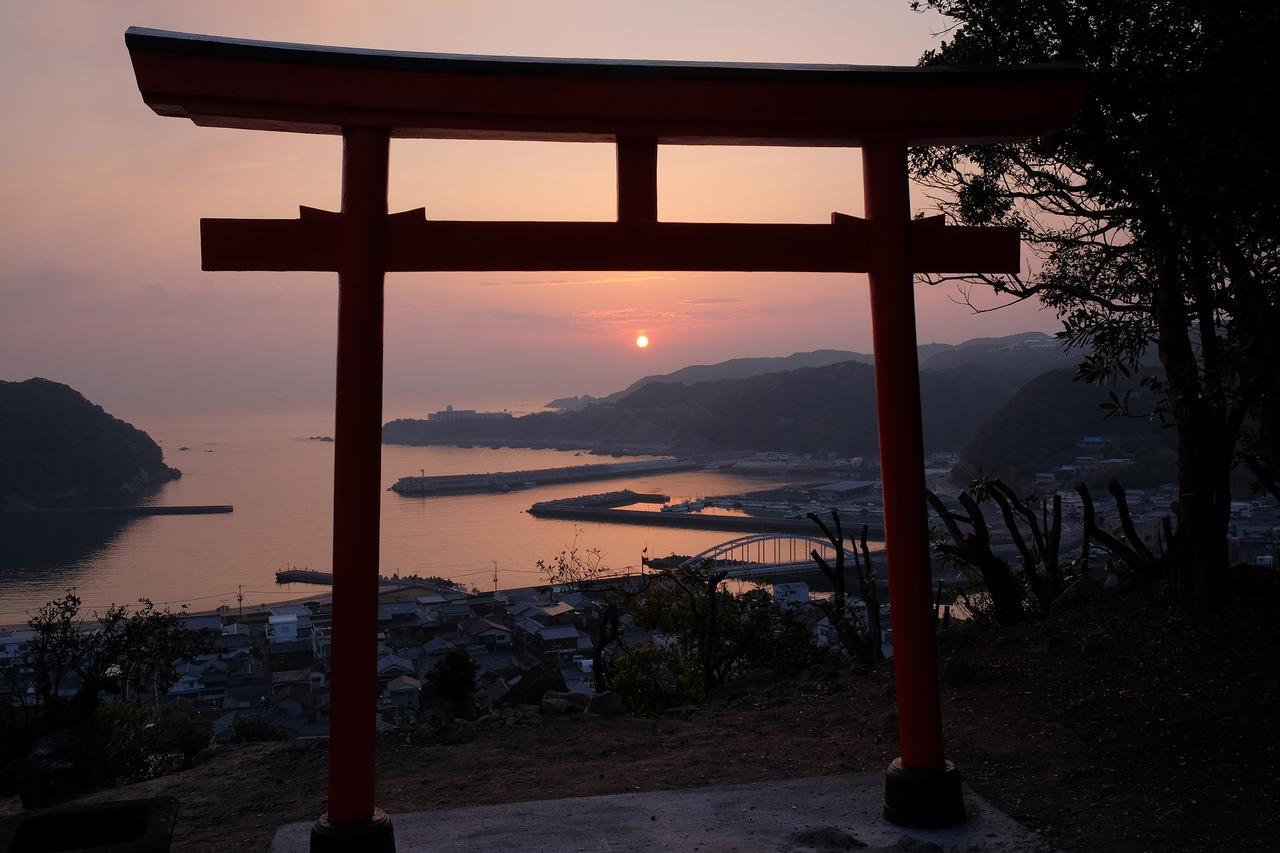 Hotel Sunset Susami Exterior photo
